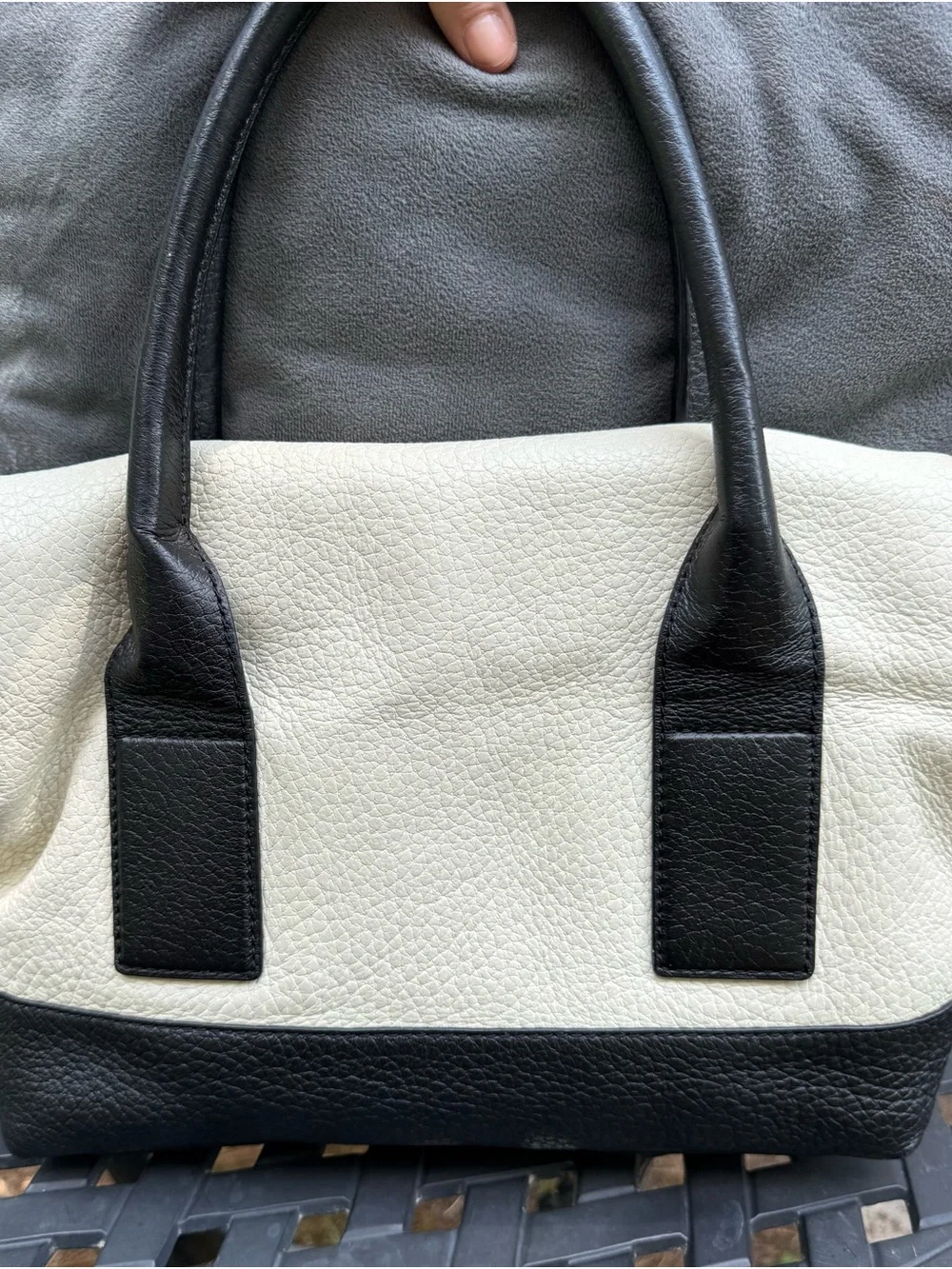 kate spade Black and Cream Two-Tone Leather Shoulder Bag